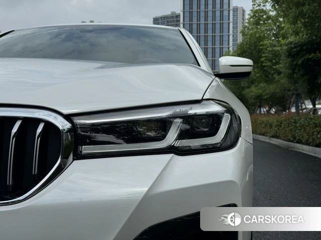 BMW 5 series 2021 Белый из Китая, фото 6