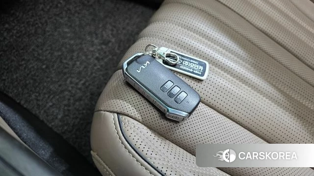 Kia K8 Hybrid 2022 Серый из Кореи, фото 6