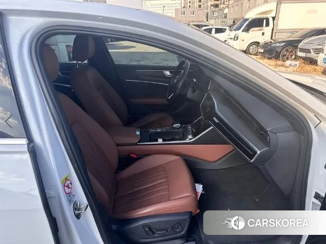 Audi A6 (C8) 2020 Белый из Кореи, фото 6