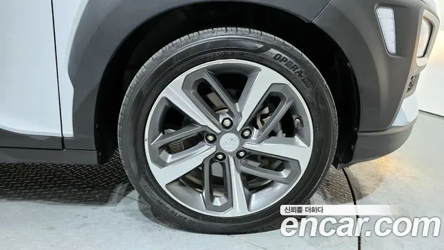 Hyundai Kona 2018 Белый из Кореи, фото 6