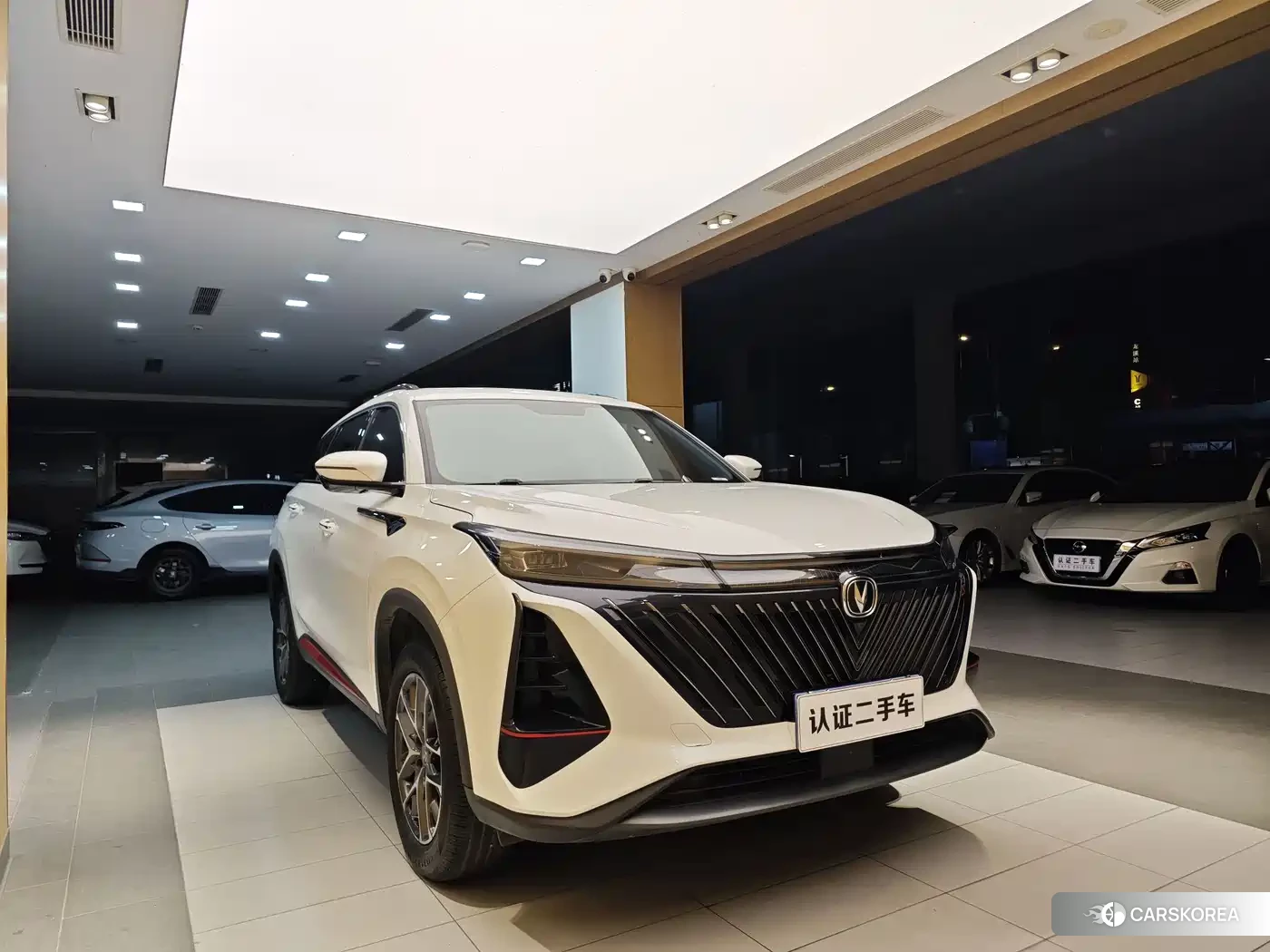 Chang'an CS75PLUS 2024 Белый из Китая, фото 6