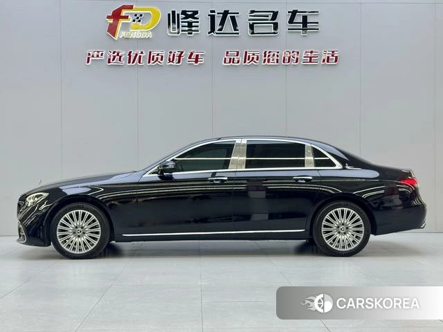 Mercedes-Benz E-class 2023 Черный из Китая, фото 6