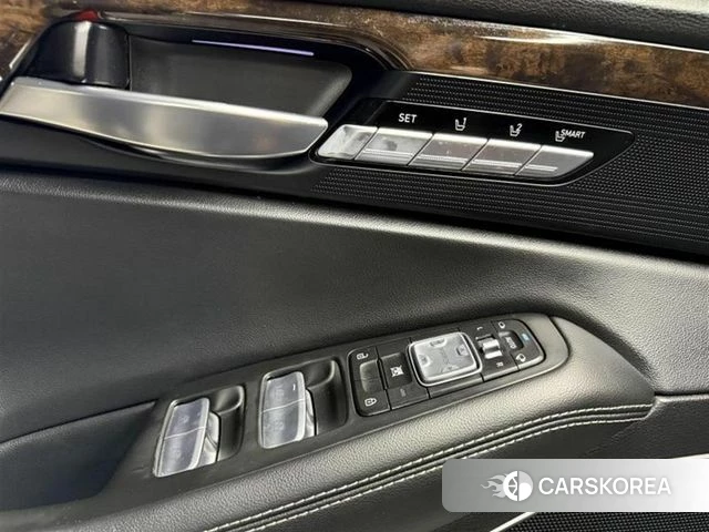 Genesis G90 2019 Черный из Кореи, фото 6