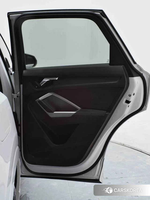 Audi Q3 2022 Белый из Китая, фото 6