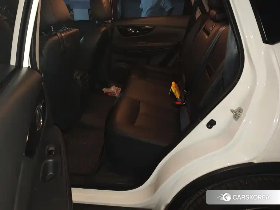 Nissan Qijun 2025 Белый из Китая, фото 6