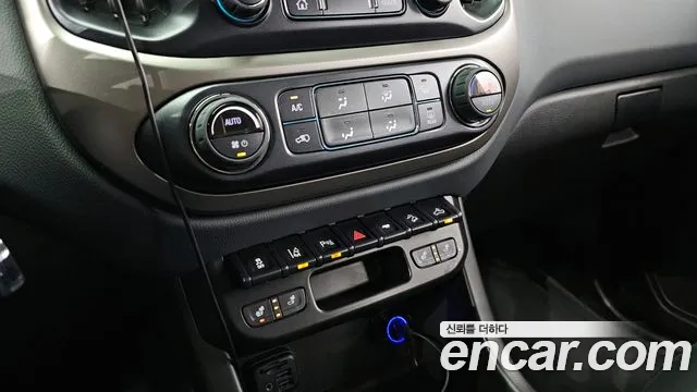 Chevrolet (GM Daewoo) Real New Colorado 2022 Черный из Кореи, фото 6