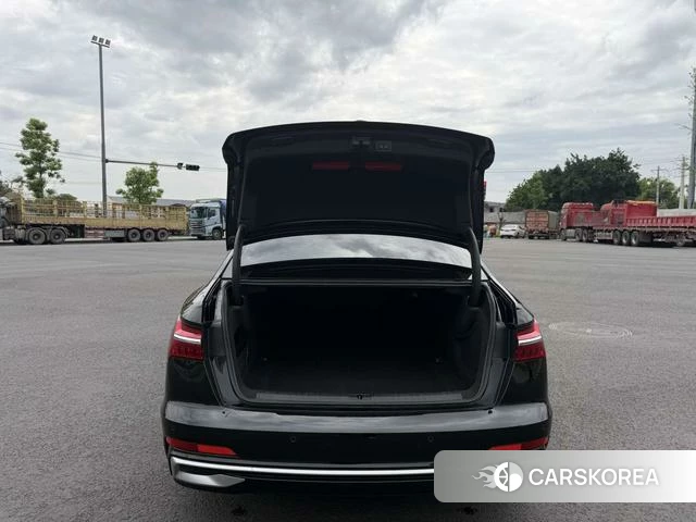 Audi A6L 2024 Черный из Китая, фото 6