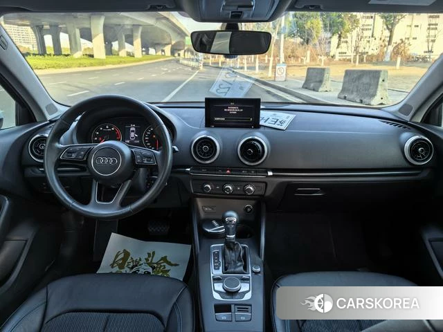 Audi A3 2018 Белый из Китая, фото 6