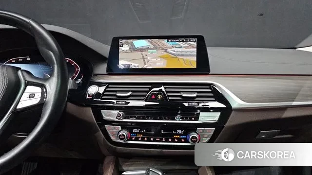 BMW 5 Series (G30) 2020 Белый из Кореи, фото 6