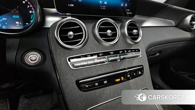 Mercedes-Benz GLC-Class X253 2020 Белый из Кореи, фото 6