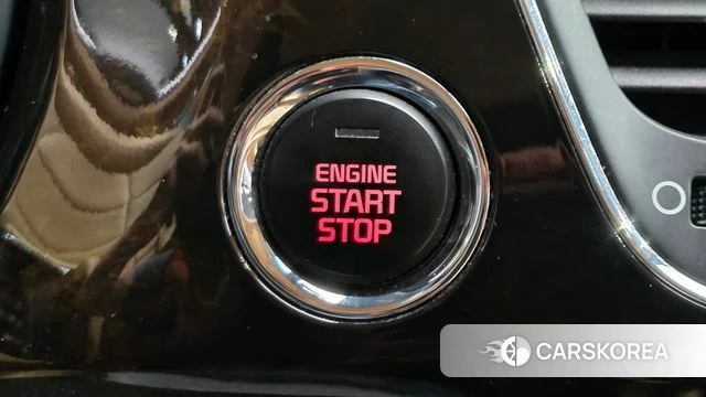 Kia The New Carnival 2018 Белый из Кореи, фото 6