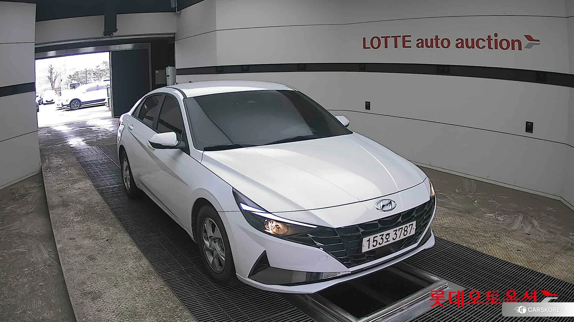 Hyundai Avante 2021 Polar White из Кореи, фото 6