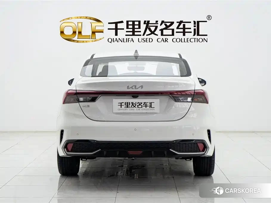 Kia K3 2026 Белый из Китая, фото 6