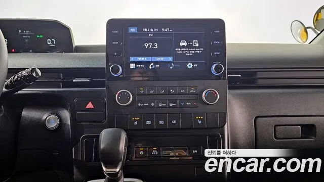 Hyundai Staria 2023 Желтый из Кореи, фото 6