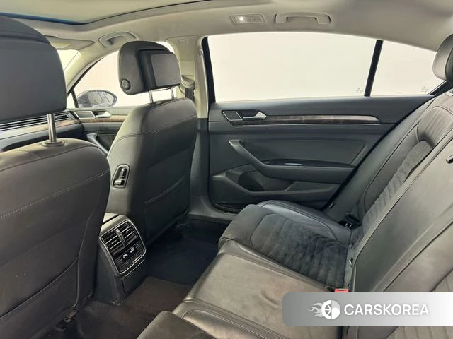 Volkswagen Magotan 2018 Черный из Китая, фото 6