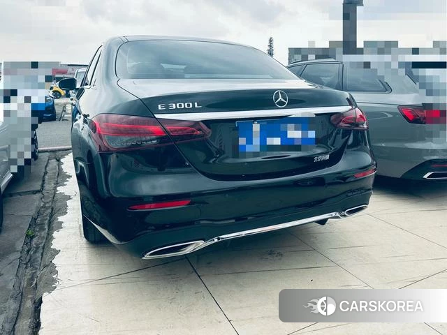Mercedes-Benz E-class 2023 Черный из Китая, фото 6