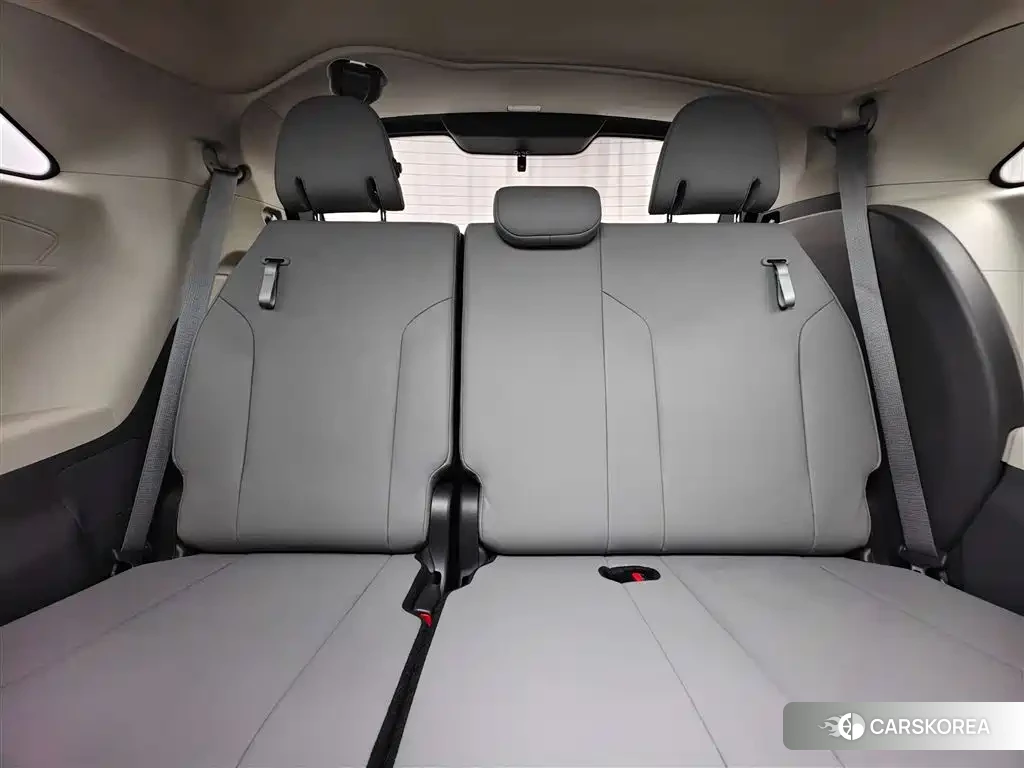 Toyota Grevia 2023 Белый из Китая, фото 6