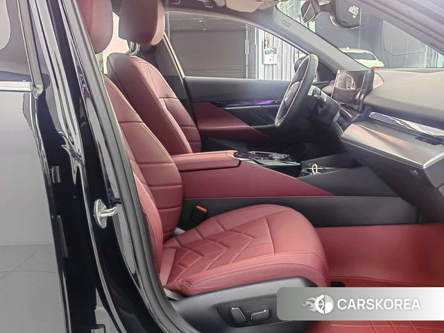 BMW 5 series 2025 Черный из Китая, фото 6