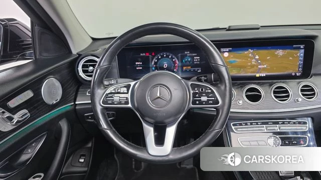 Mercedes-Benz E-Class W213 2018 Черный из Кореи, фото 6