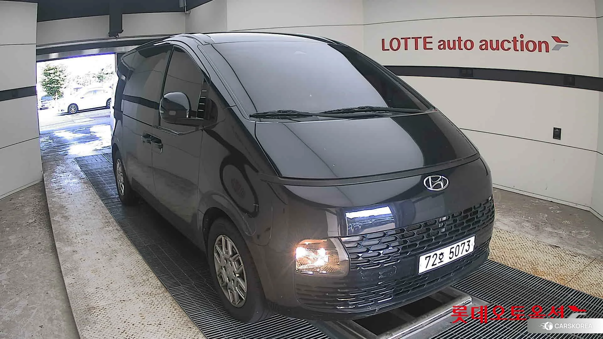 Hyundai Staria 2022 Moonlight Blue Pearl из Кореи, фото 6