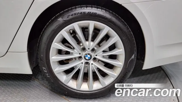 BMW 5 Series (G30) id 2671166 из Кореи 6