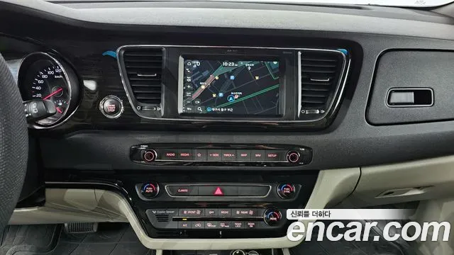 Kia The New Carnival 2018 Серый из Кореи, фото 6