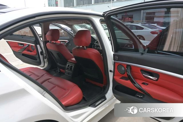 BMW 3 series 2018 Белый из Китая, фото 6