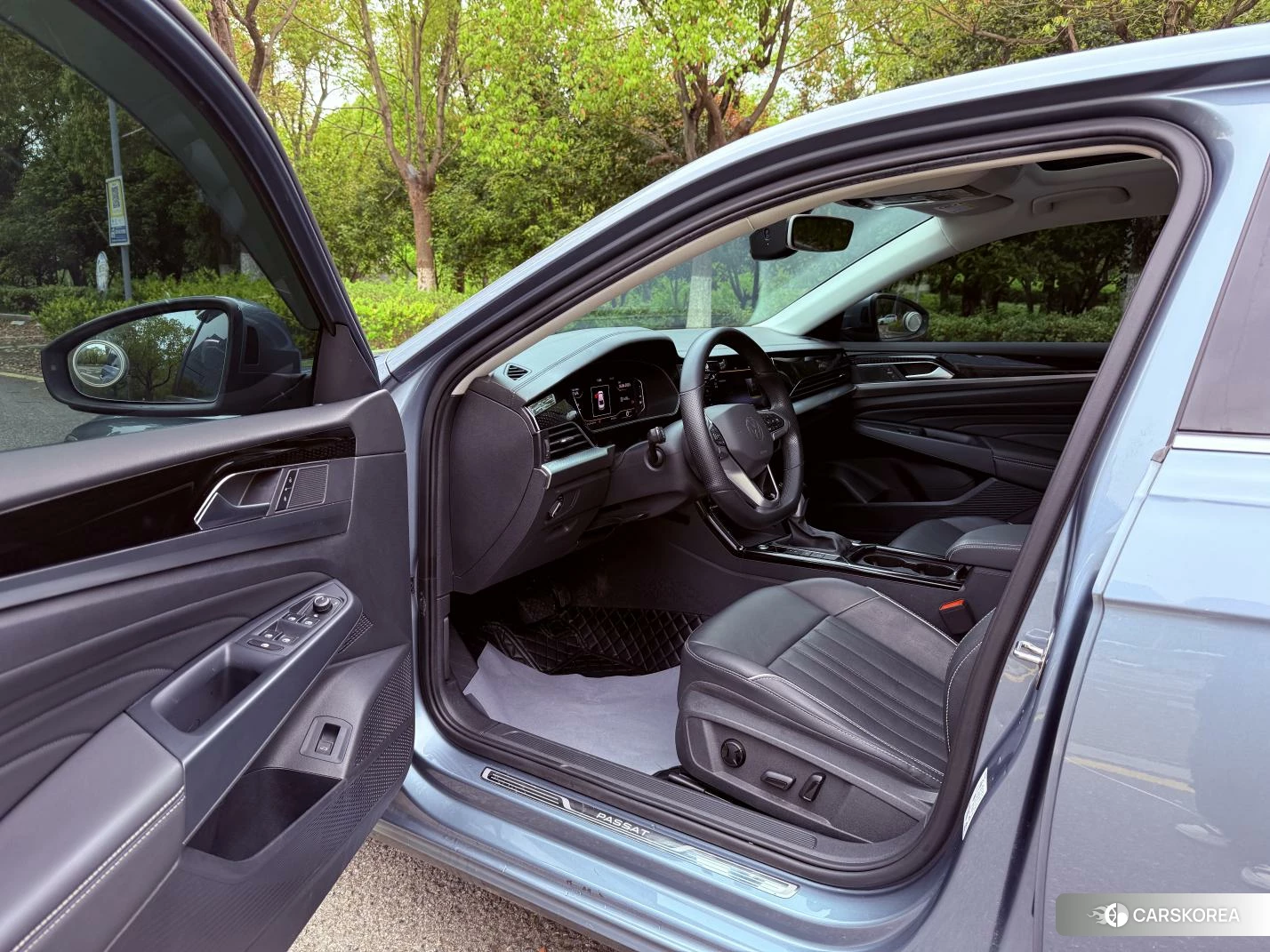 Volkswagen Passat 2021 Синий из Китая, фото 6