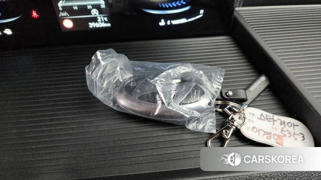 Hyundai Staria 2024 Черный из Кореи, фото 6