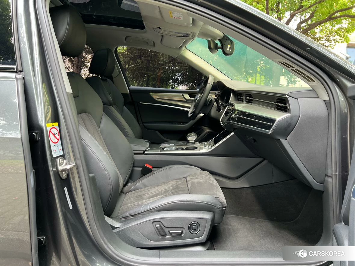Audi A6 (import) 2020 Темно-серый из Китая, фото 6