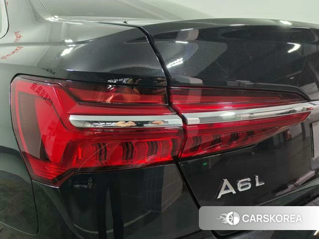 Audi A6L 2021 Черный из Китая, фото 6