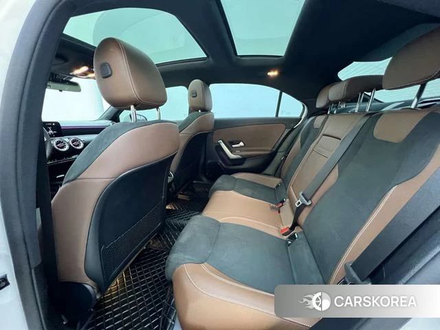 Mercedes-Benz Class A 2021 Белый из Китая, фото 6