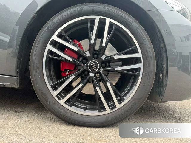 Audi A5L 2025 Темно-серый из Китая, фото 6