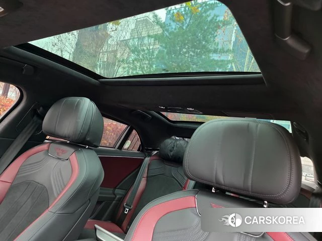Bentley Flying Spur 3rd Generation 2023 Белый из Кореи, фото 6