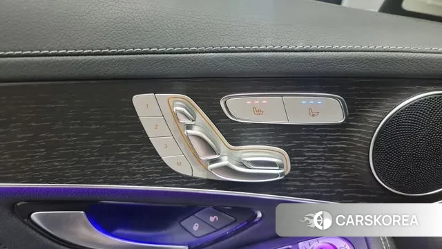 Mercedes-Benz GLC-Class X253 2023 Белый из Кореи, фото 6