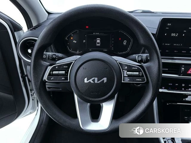 Kia K3 2021 Белый из Китая, фото 6