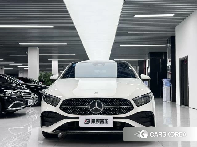 Mercedes-Benz Class A 2025 Белый из Китая, фото 6