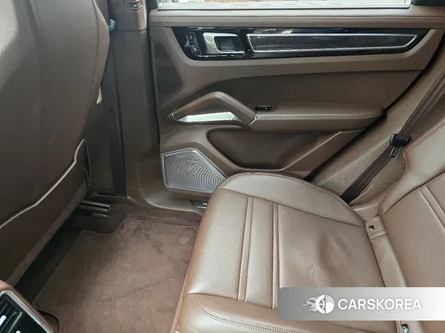 Porsche Cayenne (PO536) 2020 Черный из Кореи, фото 6