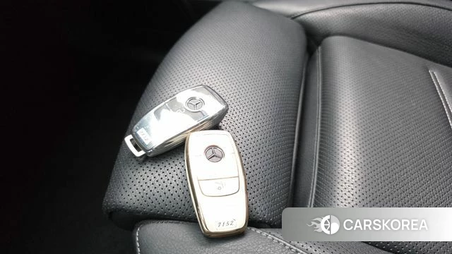 Mercedes-Benz EQA H243 2021 Серый из Кореи, фото 6