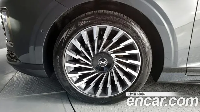 Hyundai Grandeur Hybrid (GN7) 2023 Черный из Кореи, фото 6