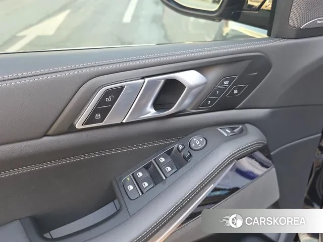 BMW X5 (G05) 2025 Черный из Кореи, фото 6