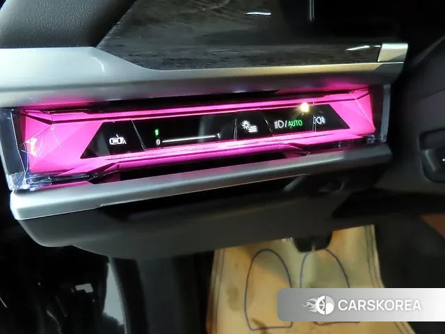 BMW 7 Series (G70) 2024 Черный из Кореи, фото 6