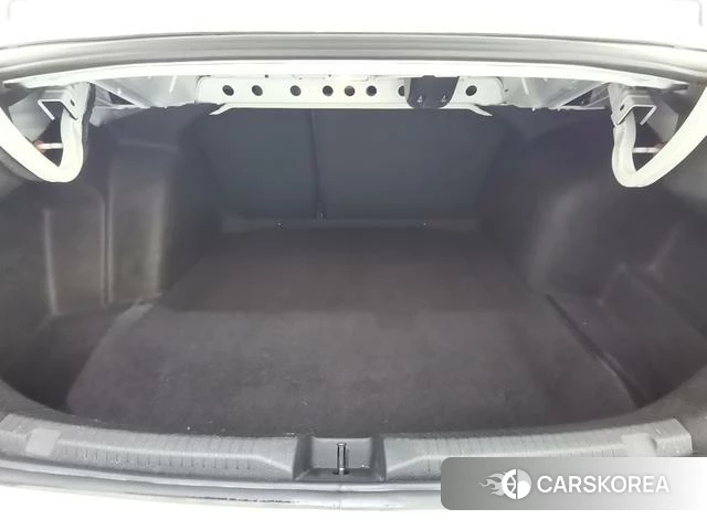 Volkswagen Lavida 2023 Белый из Китая, фото 6