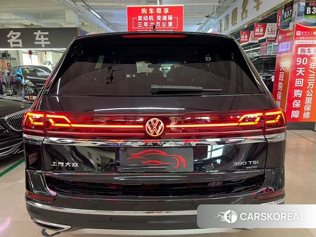 Volkswagen Tourang 2023 Черный из Китая, фото 6