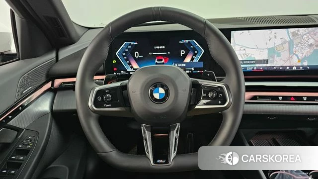 BMW 5 Series (G60) 2025 Белый из Кореи, фото 6
