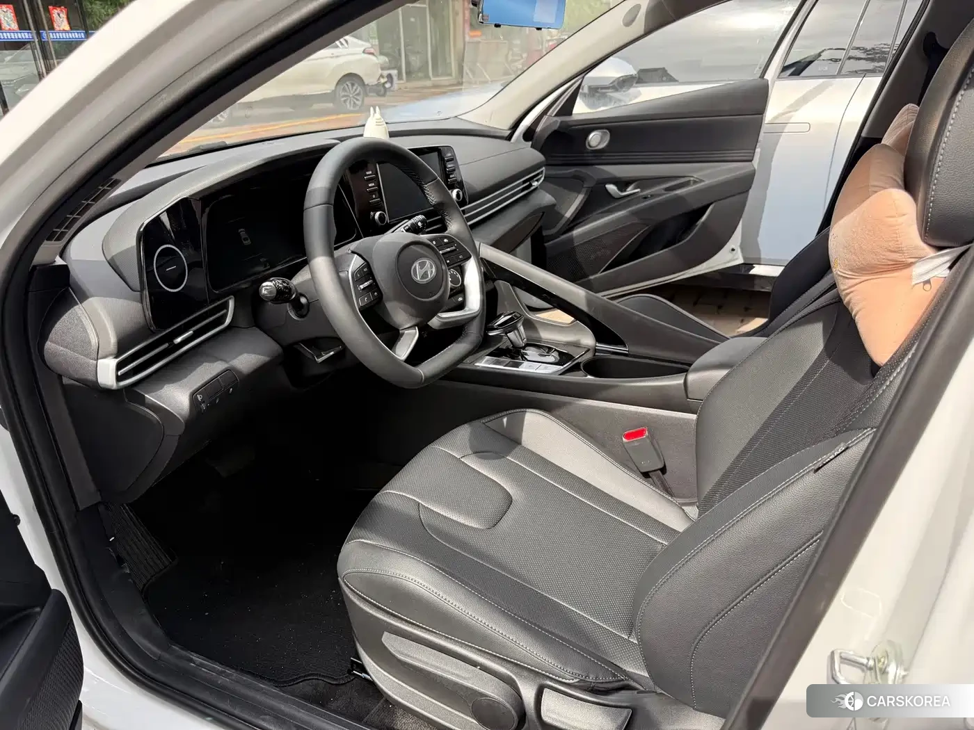 Hyundai Elantra 2026 Белый из Китая, фото 6
