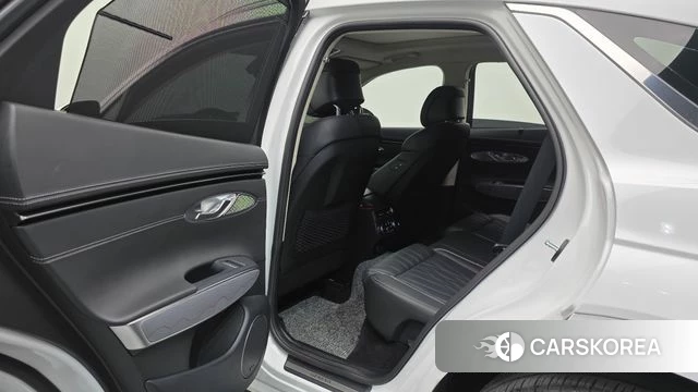 Genesis GV70 2023 Белый из Кореи, фото 6