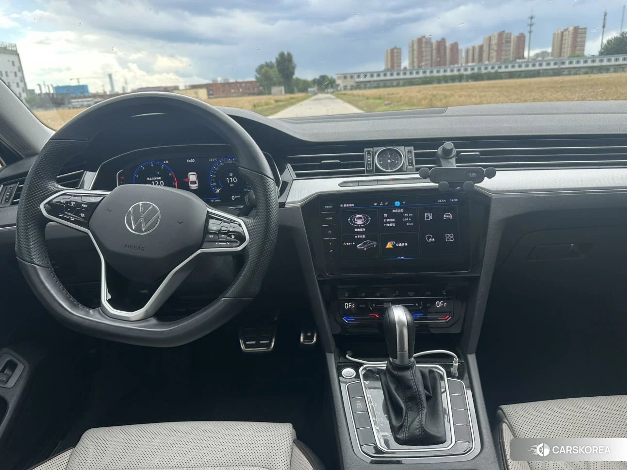 Volkswagen Magotan 2024 Черный из Китая, фото 6