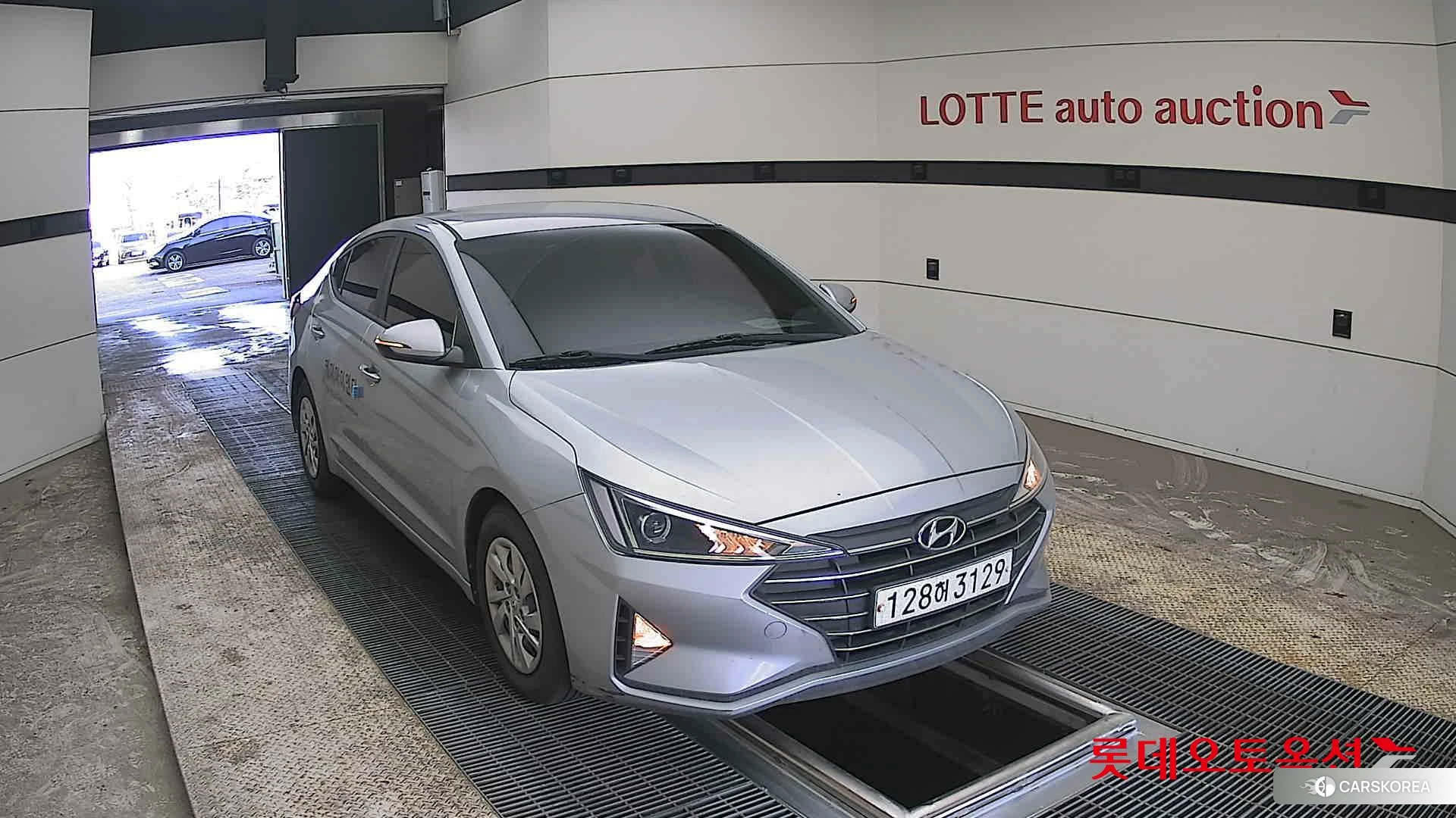 Hyundai Avante 2020 Typhoon Silver из Кореи, фото 6