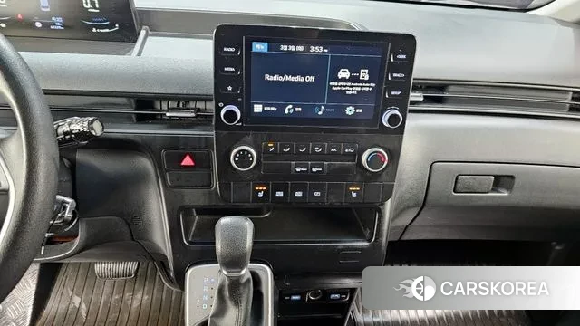 Hyundai Staria 2022 Белый из Кореи, фото 6